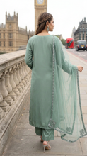 Miski Winter Essentials 3pc Sage Green Embroidered Linen Suit with Net Dupatta – MWE4