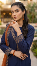 Miski Winter Essentials 3pc Navy Blue Embroidered Linen Suit with Rust Net Dupatta – MWE5