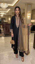 Miski Winter Essentials 3pc Black Embroidered Linen Suit with Net Dupatta – MWE10
