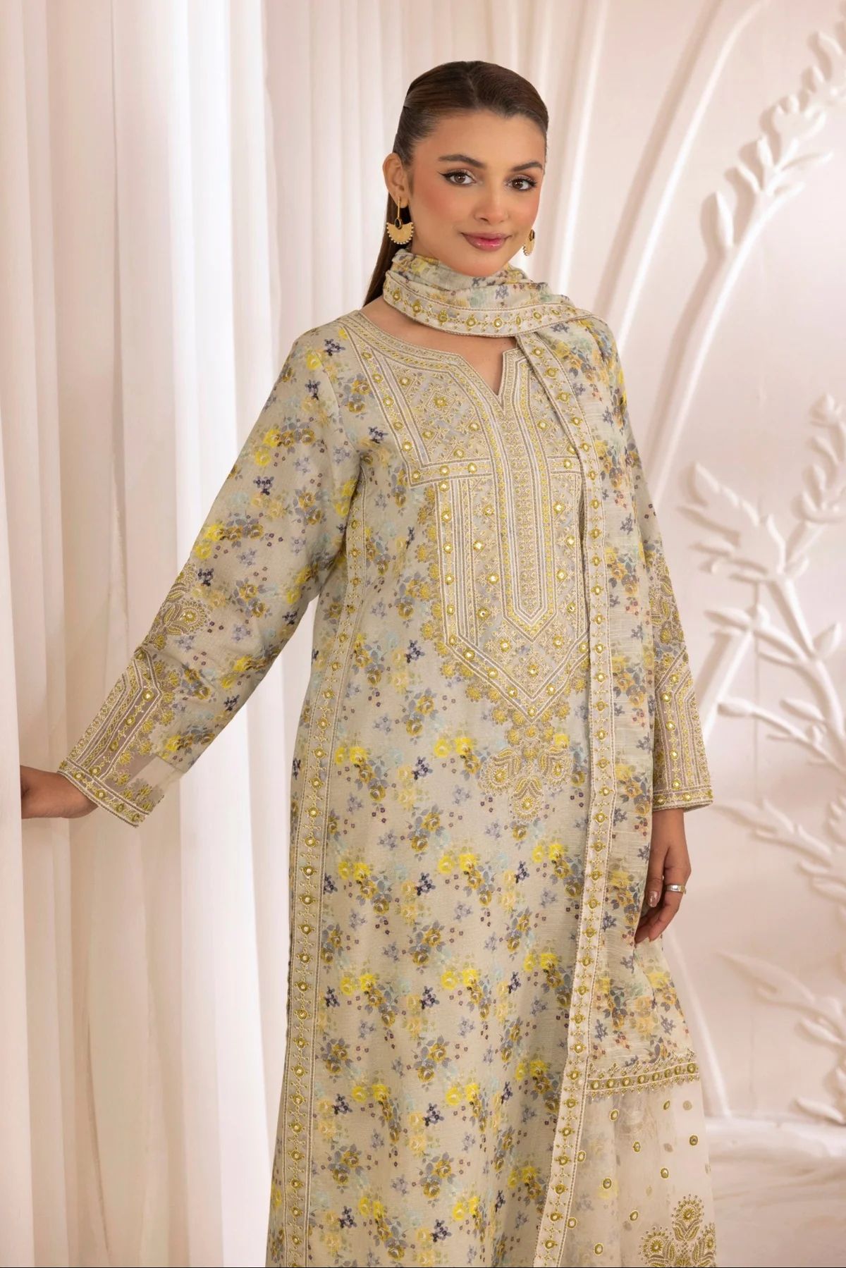 Rang Bahaar Ready to Wear Pakistani Womenswear by Designer Mohagni RBM1