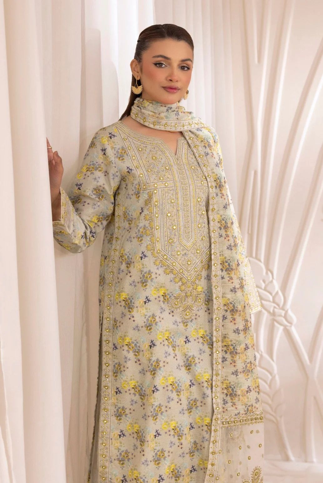 Rang Bahaar Ready to Wear Pakistani Womenswear by Designer Mohagni RBM1