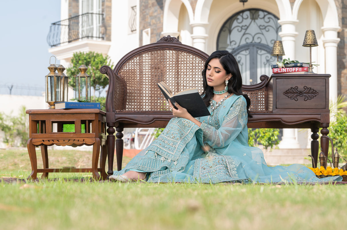 Heer Formal Collection by MONA MH5