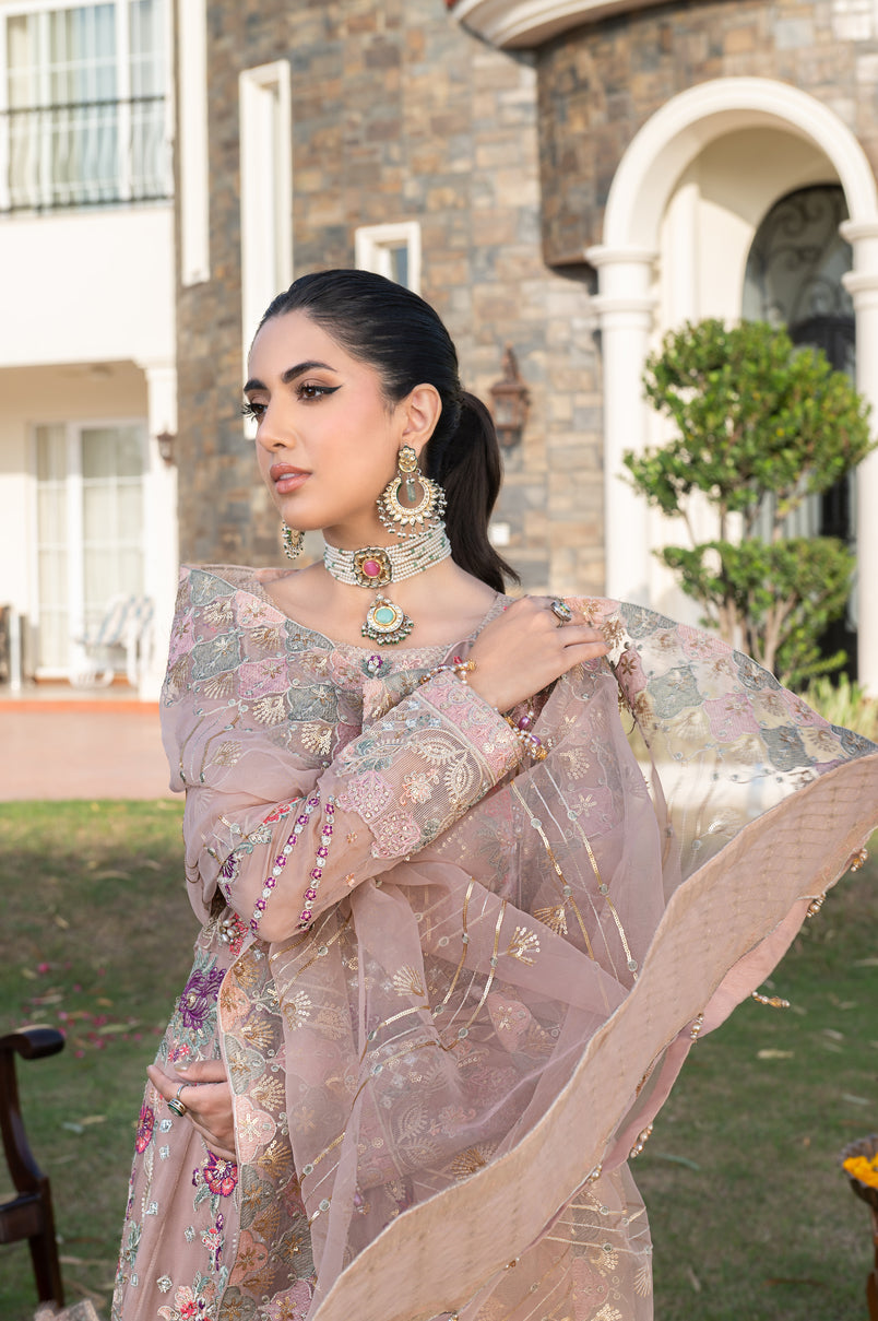 Heer Formal Collection by MONA MH6