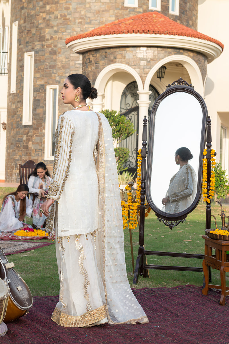 Heer Formal Collection by MONA MH3