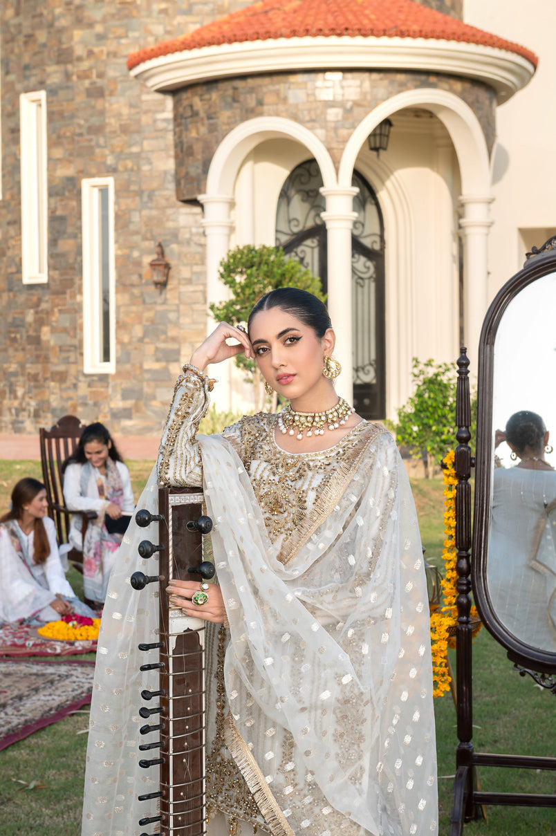 Heer Formal Collection by MONA MH3