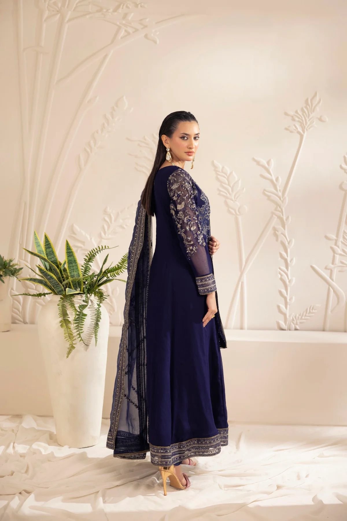 Mohagni 3pc Ready to Wear Chiffon Suit 2025 Collection Muse17