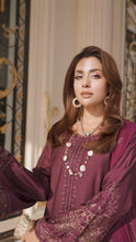 Aabpara Afsana 3pc Embroidered Viscose Winter Ready-to-Wear Suit – AAF9