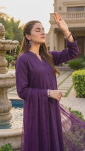 Miski Winter Essentials 3pc Plum Embroidered Linen Suit with Net Dupatta – MWE8