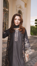 Aabpara Afsana 3pc Embroidered Viscose Winter Ready-to-Wear Suit – AAF7
