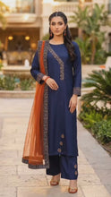 Miski Winter Essentials 3pc Navy Blue Embroidered Linen Suit with Rust Net Dupatta – MWE5