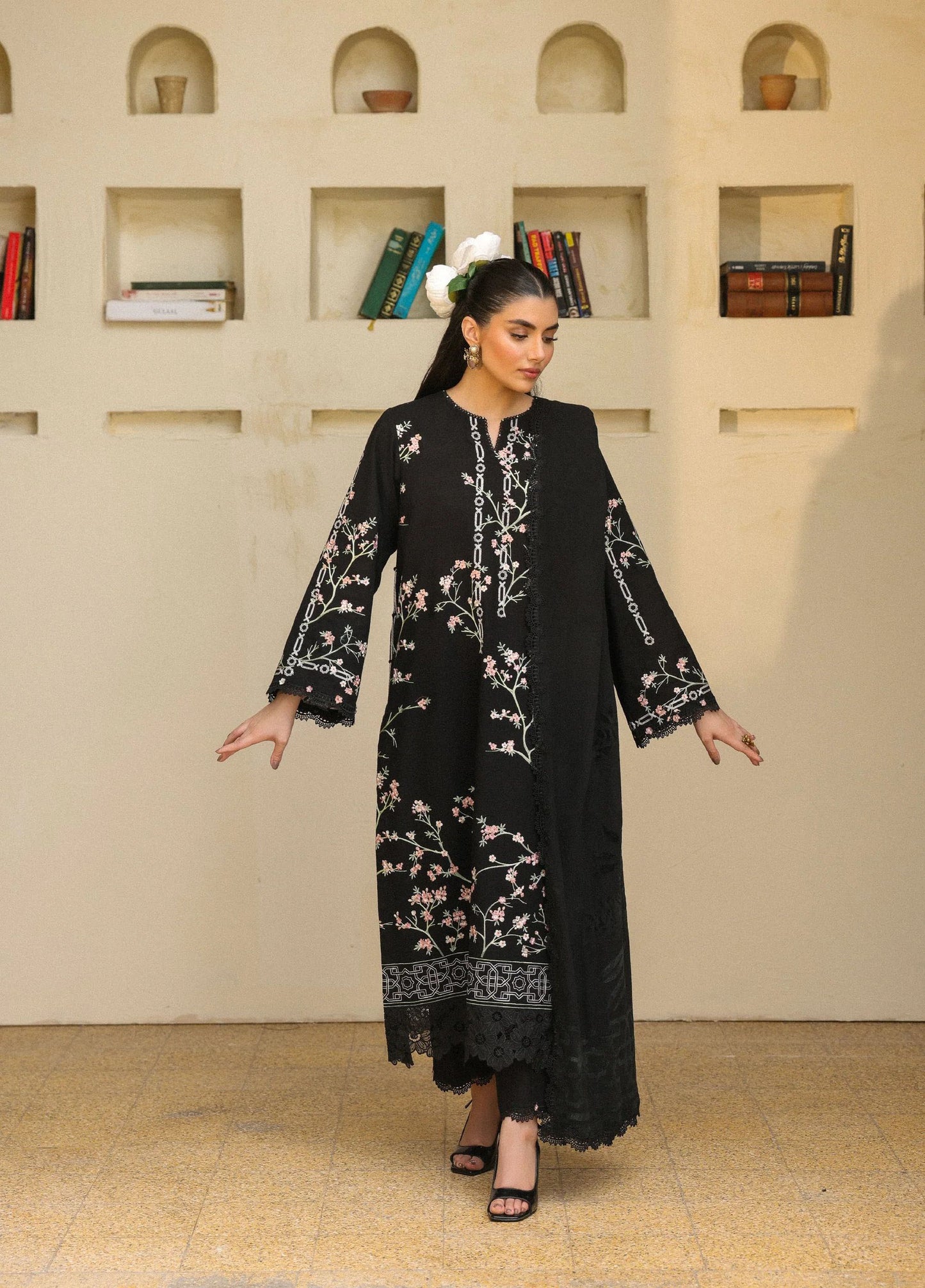 ZSA7 Ziya by Sahar Black Khaddar Long Shirt 3PC with Wool Shawl