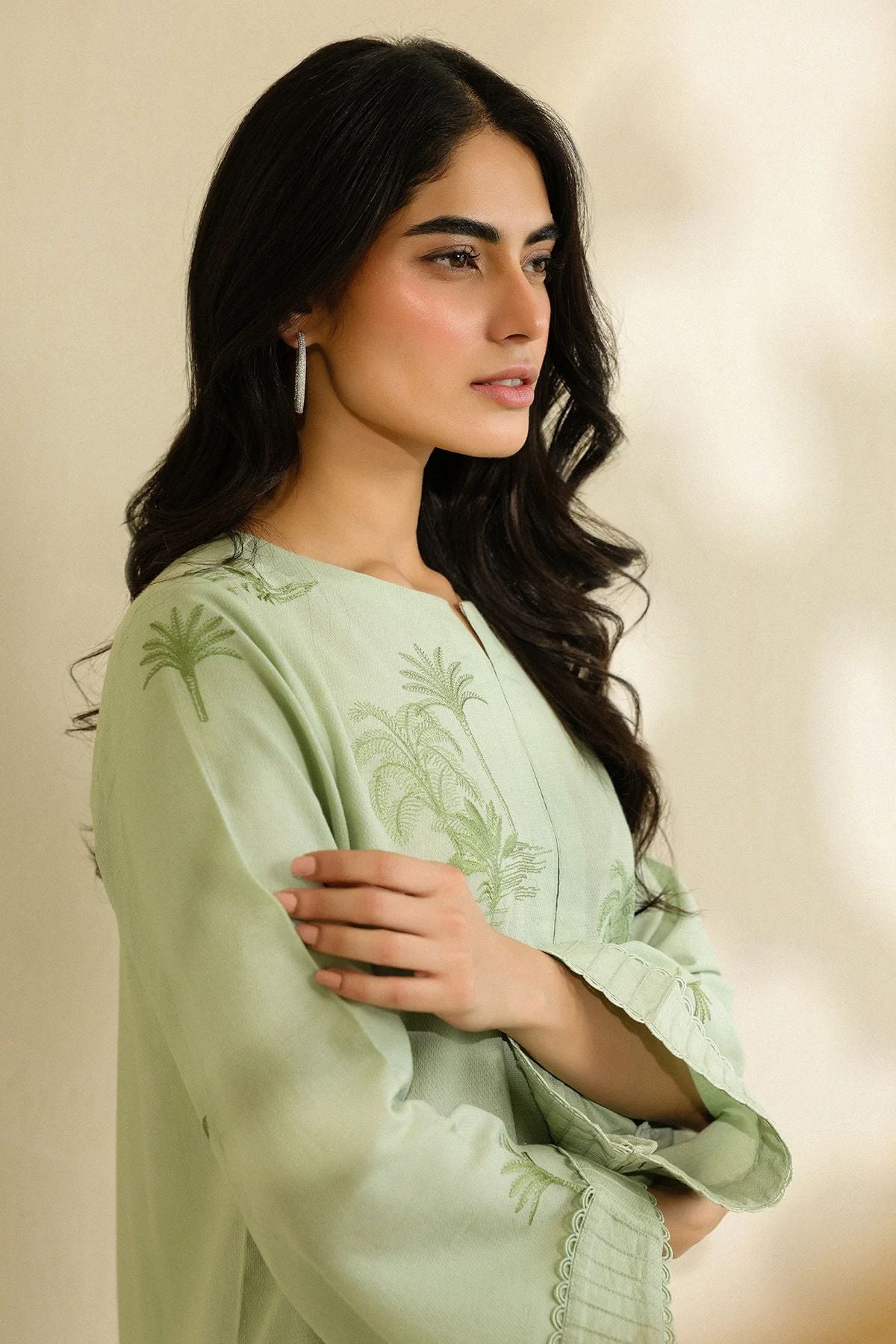 Green Tropical Embroidered Self Jacquard 2pc Winter Set – Sahar SWC8