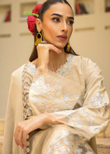 ZSA5 Ziya by Sahar – Beige Embroidered Khaddar 3PC with Wool Shawl