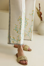 Butter Yellow Embroidered Self Jacquard 2pc Winter Set – Sahar SWC3