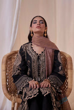 Sana Safinaz Muzlin Ready to Wear Embroidered Lawn Collection 01A