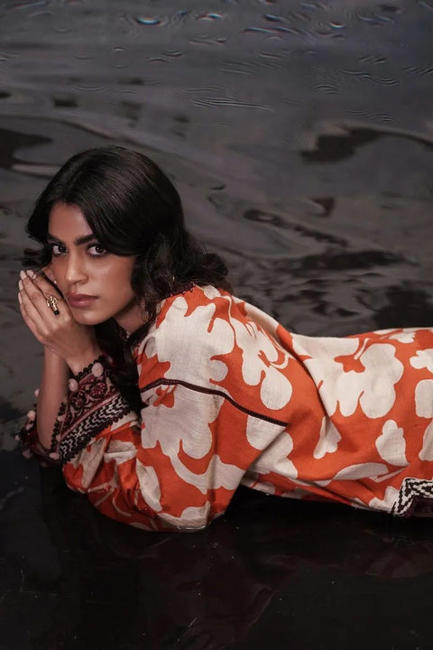 Sana Safinaz Mahay Winter 22 3pc 01B