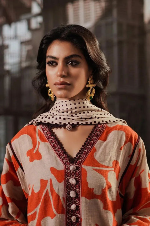 Sana Safinaz Mahay Winter 22 3pc 01B
