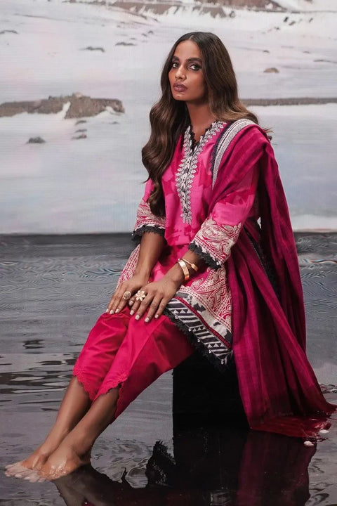 Sana Safinaz Mahay Winter 22 3pc 02B