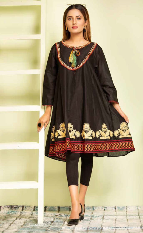 Embroidered Ready to Wear Kurta by Simrans 01