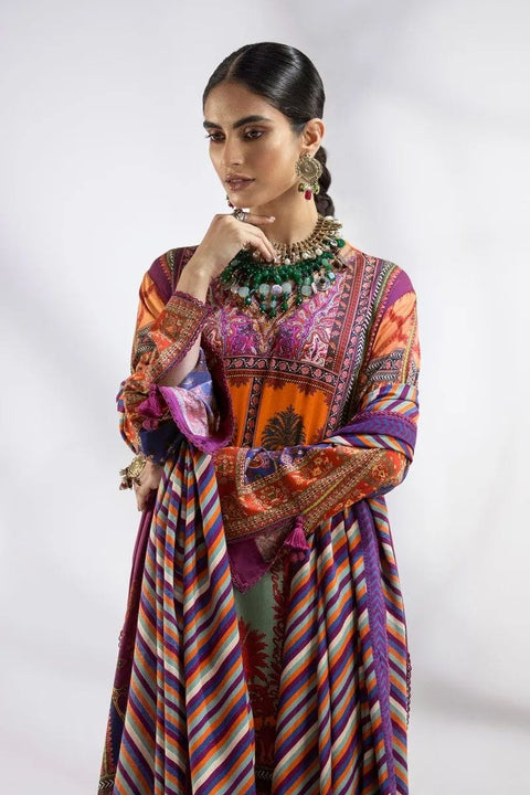 Sana Safinaz Mahay Ready to Wear 3 Pcs Winter Collection 05B