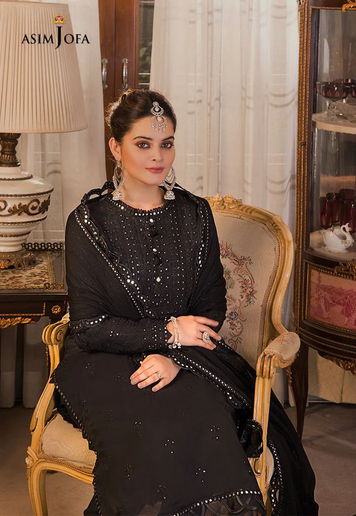 Asim Jofa Maahru and Noorie 22