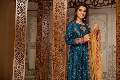 Cotton Self Jacquard Embroidered Pishwas by Hemline 03