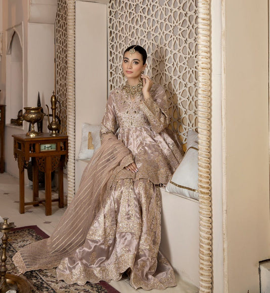 Luxury Hand Detailed Formal Collection by Aroosh 04