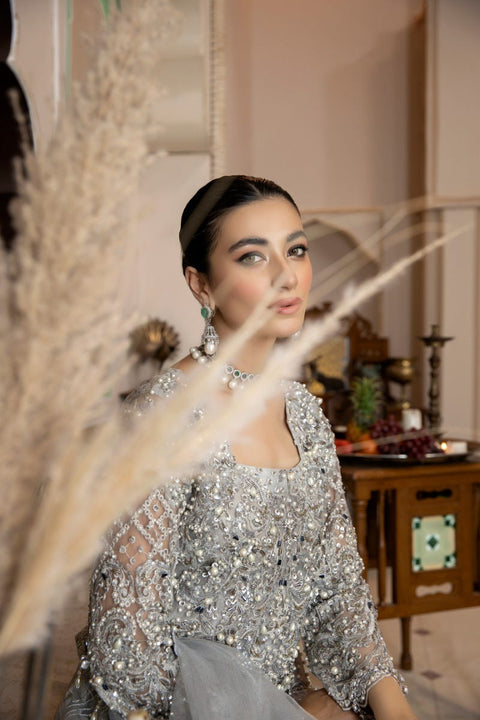 Luxury Hand Detailed Formal Collection by Aroosh 01