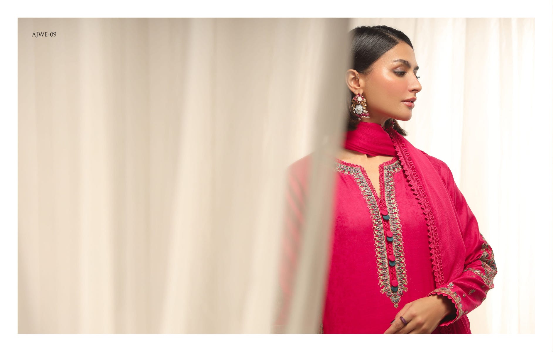 Asim Jofa Ready to Wear 3 Pcs Winter Collection 09