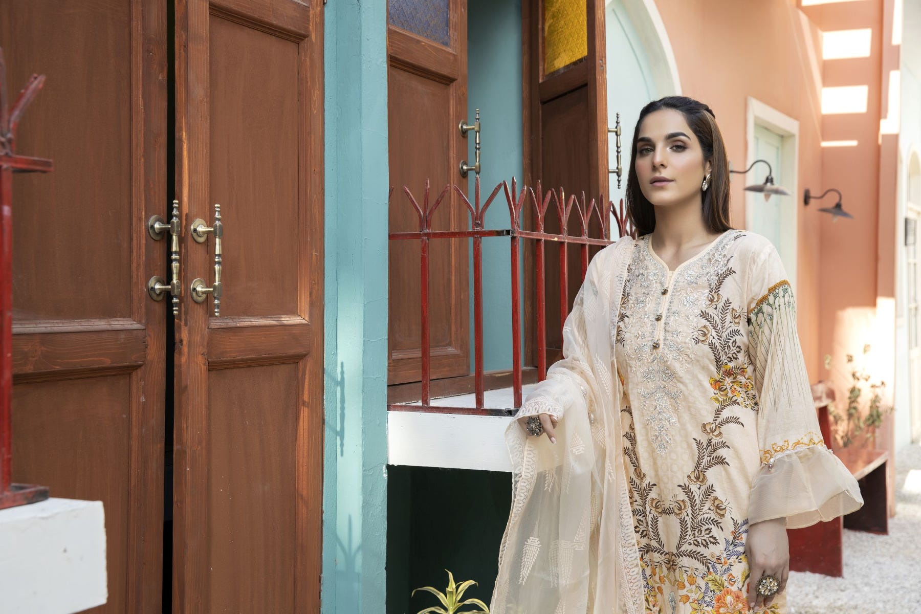 Mona Ready to Wear 3 Pcs Embroidered Lawn Collection 05