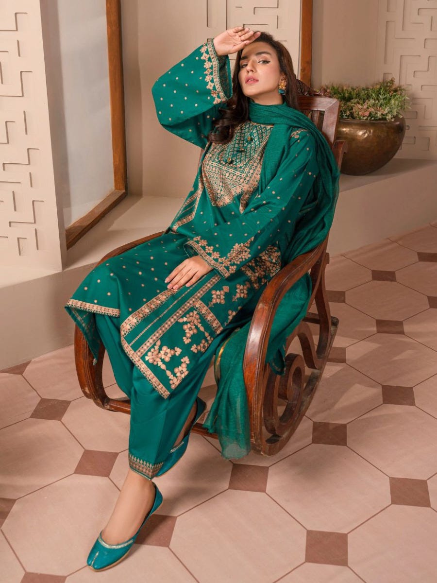 Autumn Ready to Wear Cambric 3 Pcs Dress by Limelight 19