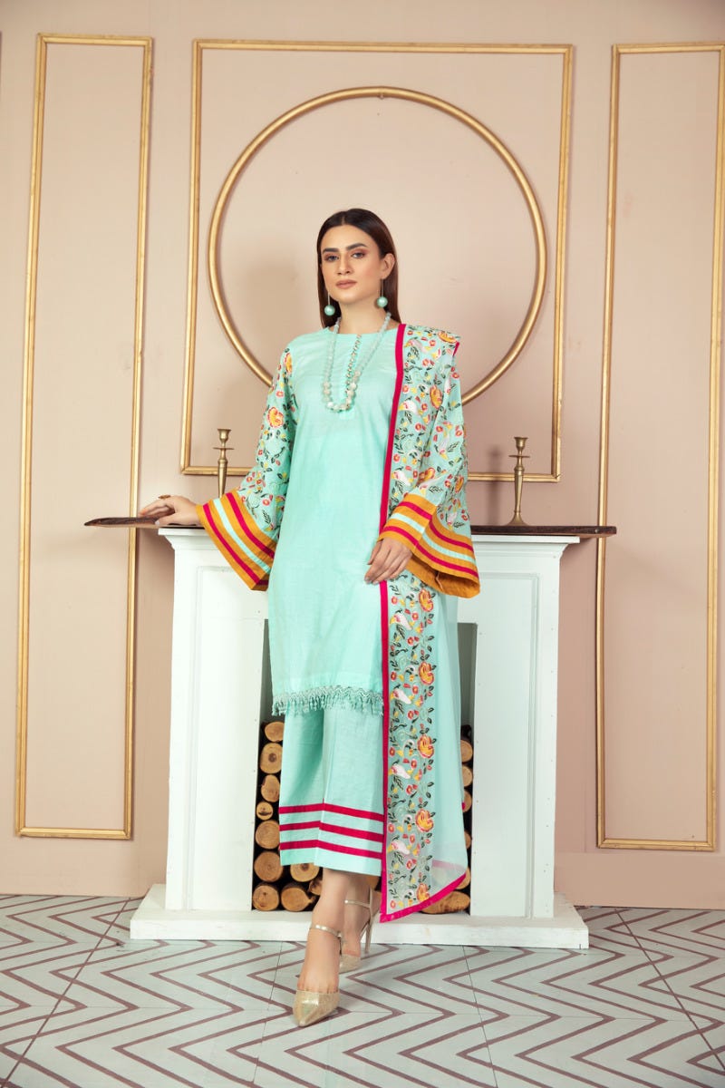Luxury Lawn Ready to Wear 3 Pcs Collection by Gulwarun 08