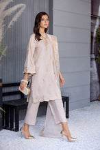 Winter Ready to Wear 3 Pcs Embroidered Dopatta Dress by Gulwarun 07