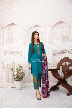 Luxury Winter Ready to Wear Collection by Gulwarun 04