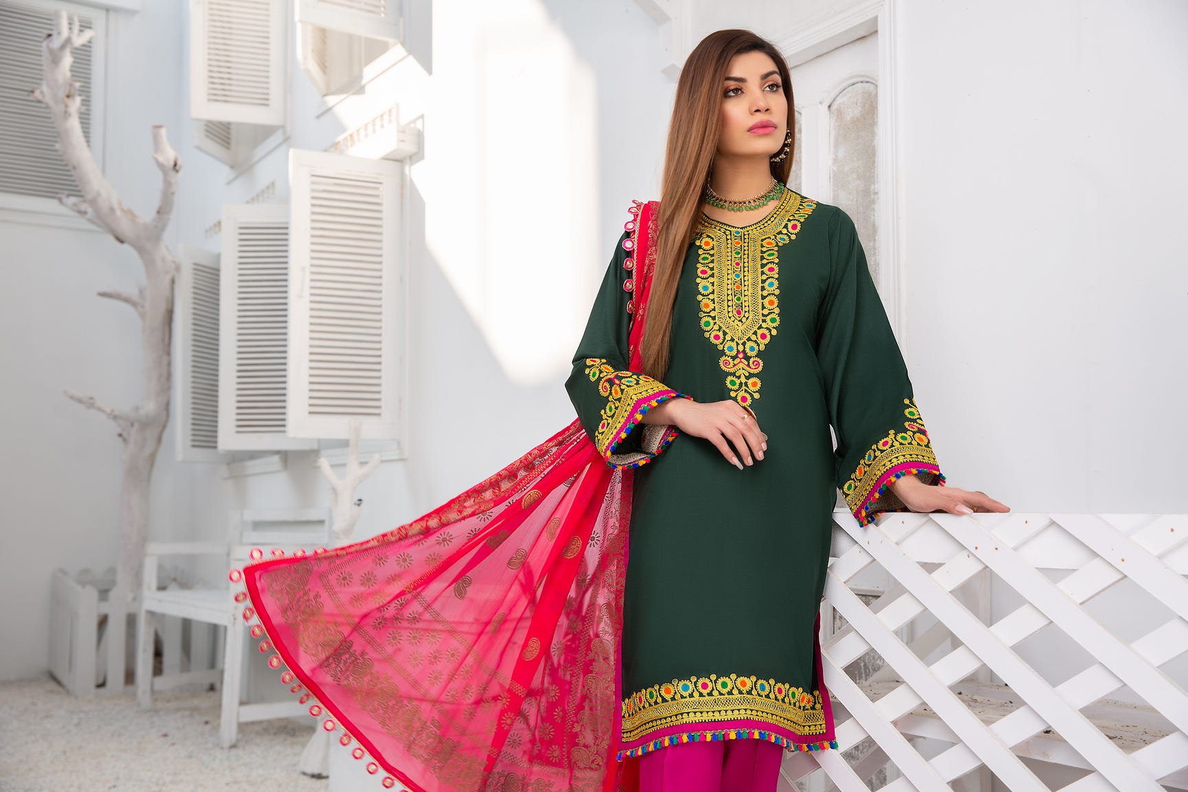 Ready to Wear 3pcs Embroidered Dress by Gulwarun 08