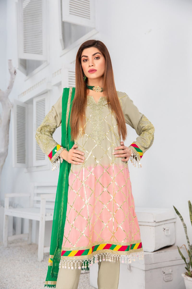 Ready to Wear 3pcs Embroidered Dress by Gulwarun 13