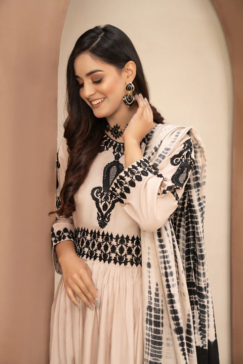 Winter Ready to Wear Linen Collection by Gulwarun 10
