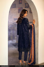 Noorma Kamal 3pc Velvet Dress 06
