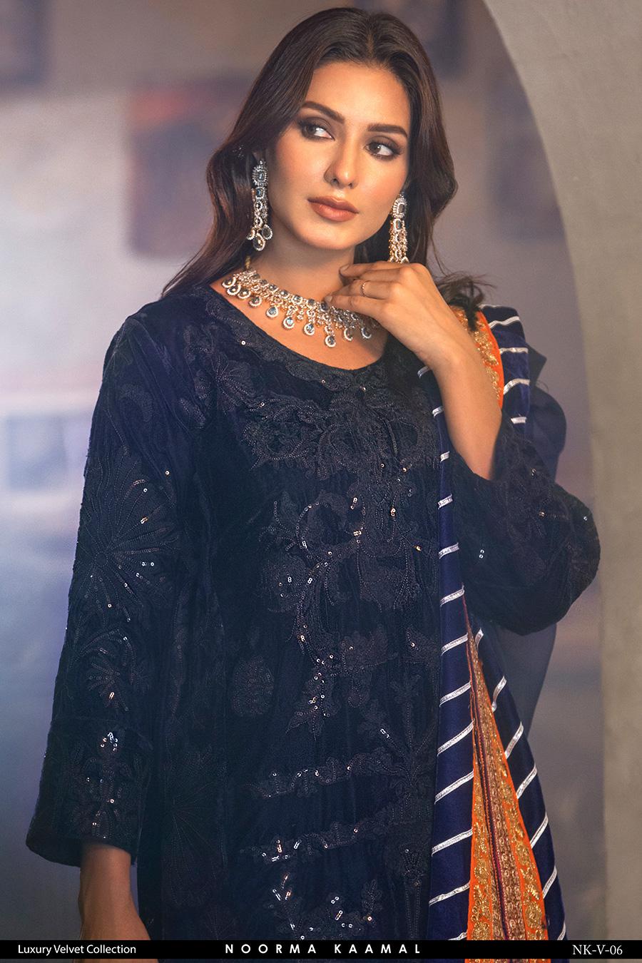 Noorma Kamal 3pc Velvet Dress 06