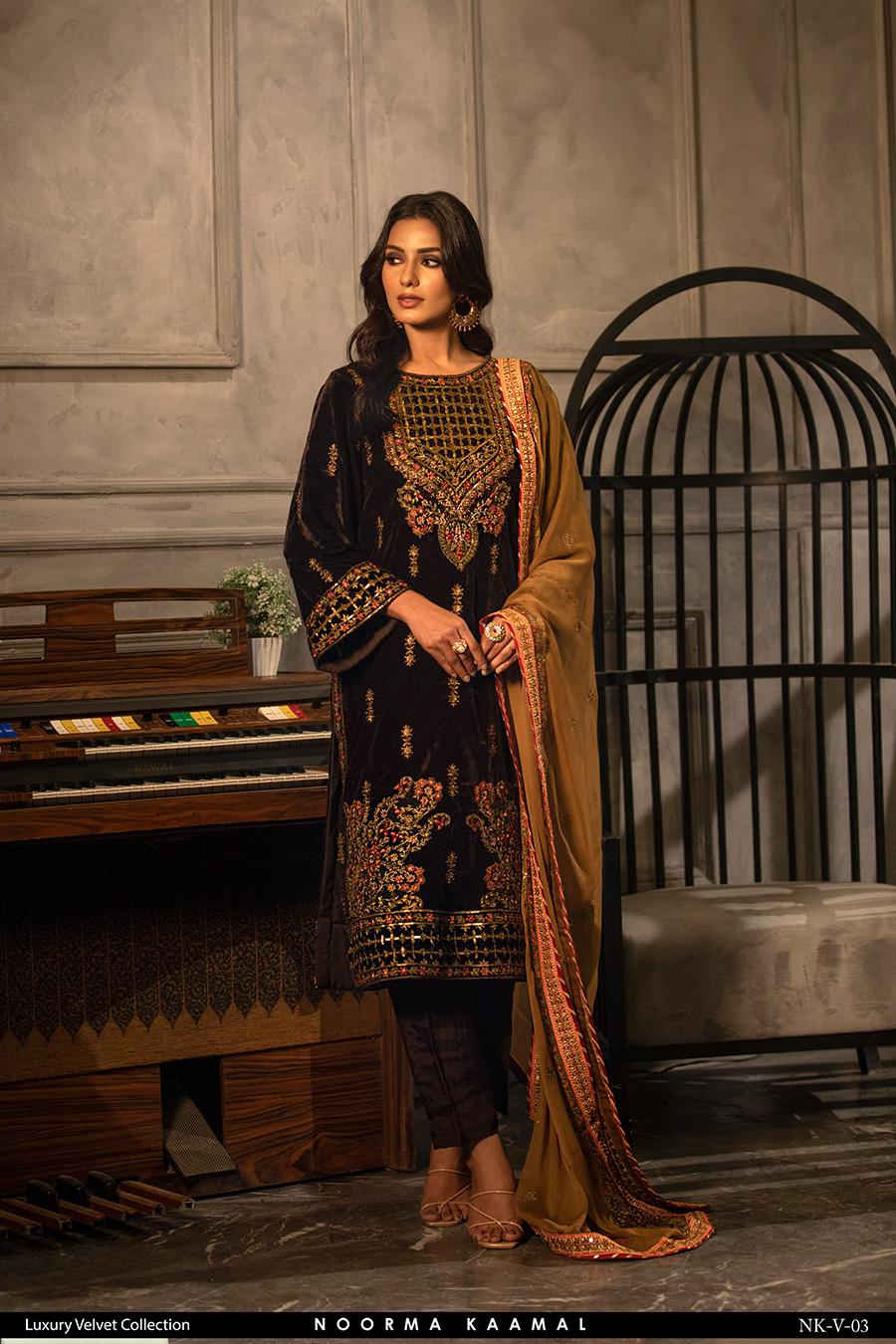 Noorma Kamal 3pc Velvet Dress 03