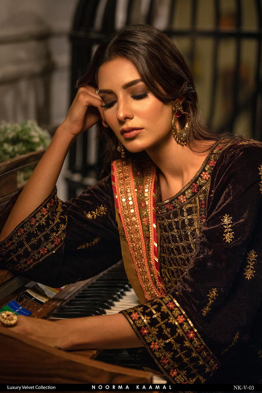 Noorma Kamal 3pc Velvet Dress 03
