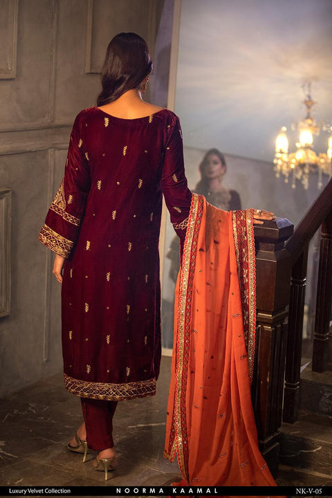 Noorma Kamal 3pc Velvet Dress 05