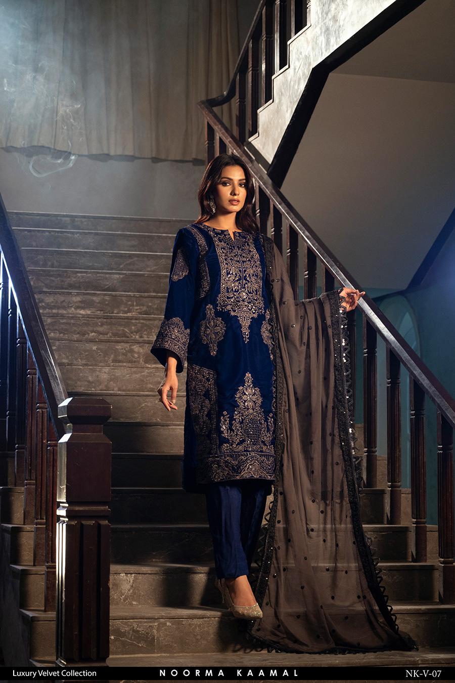 Noorma Kamal 3pc Velvet Dress 07