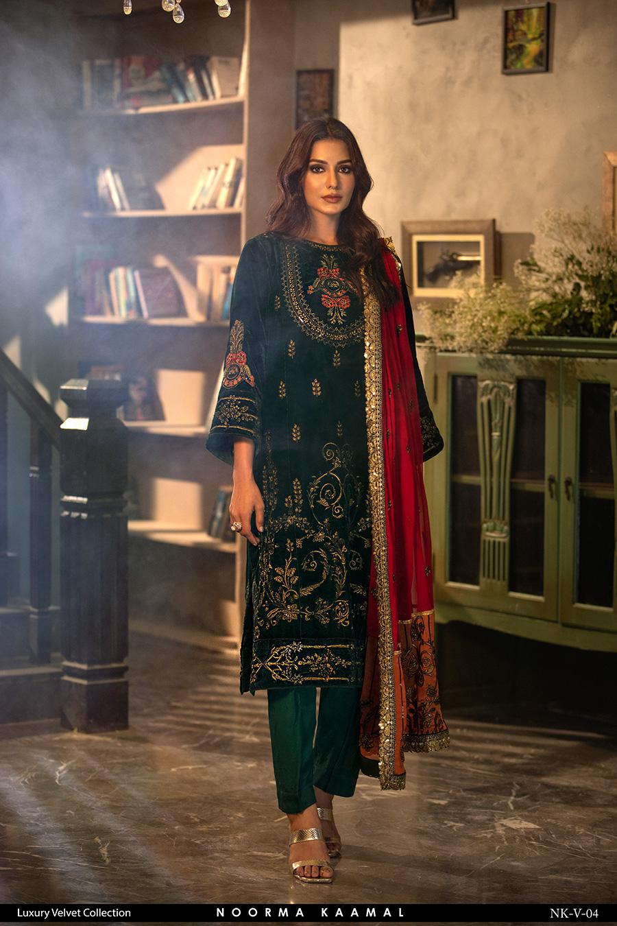 Noorma Kamal 3pc Velvet Dress 04
