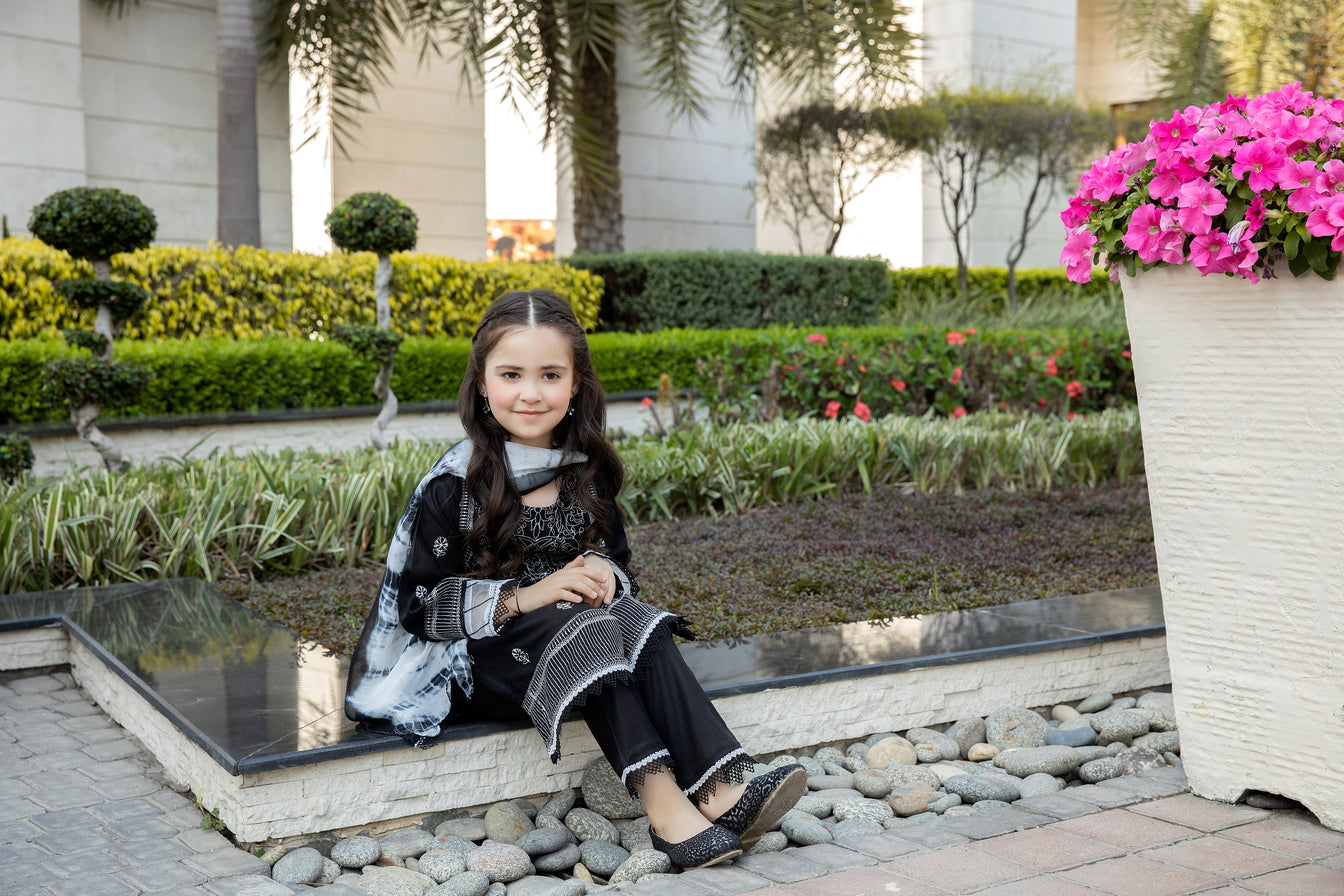 3pc Cotton Embroidered Girls Eid Dress 04