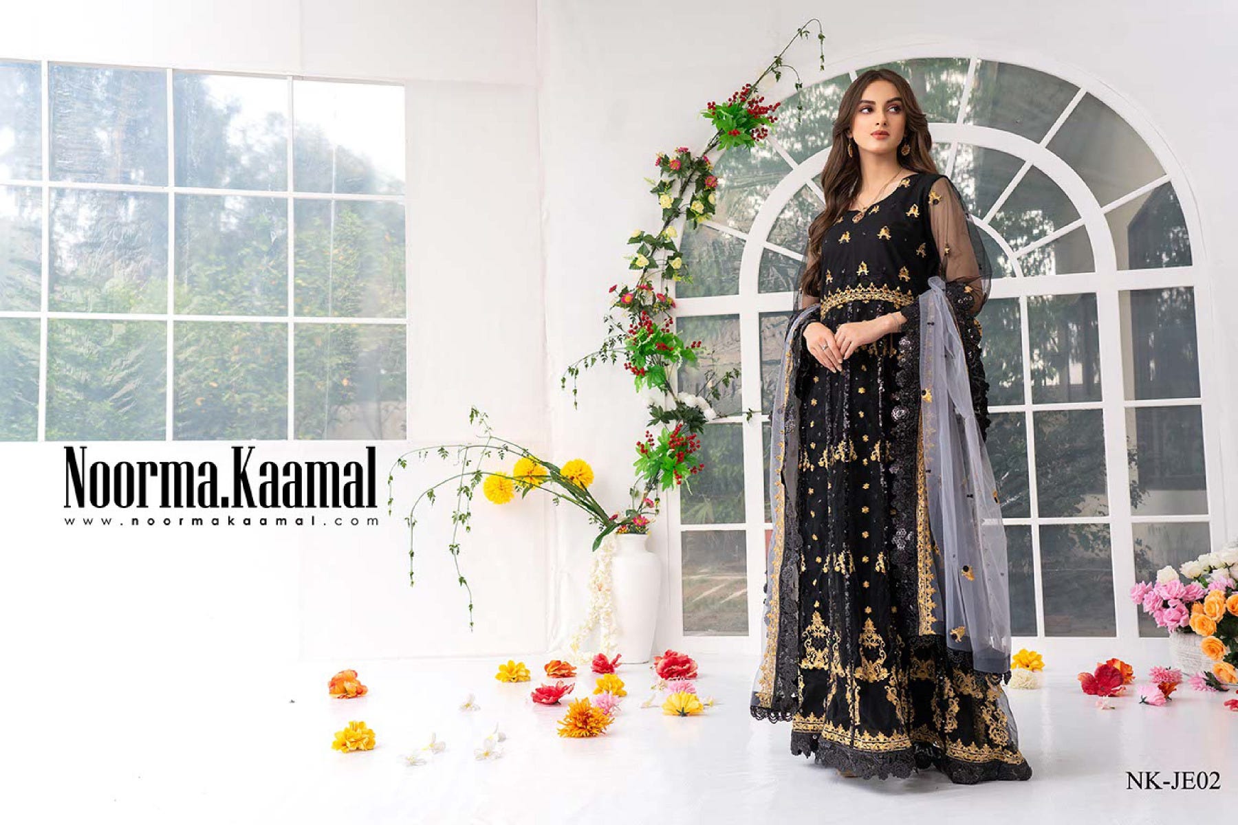Luxury Formal Ready to Wear Collection by Noorma Kaamal 02