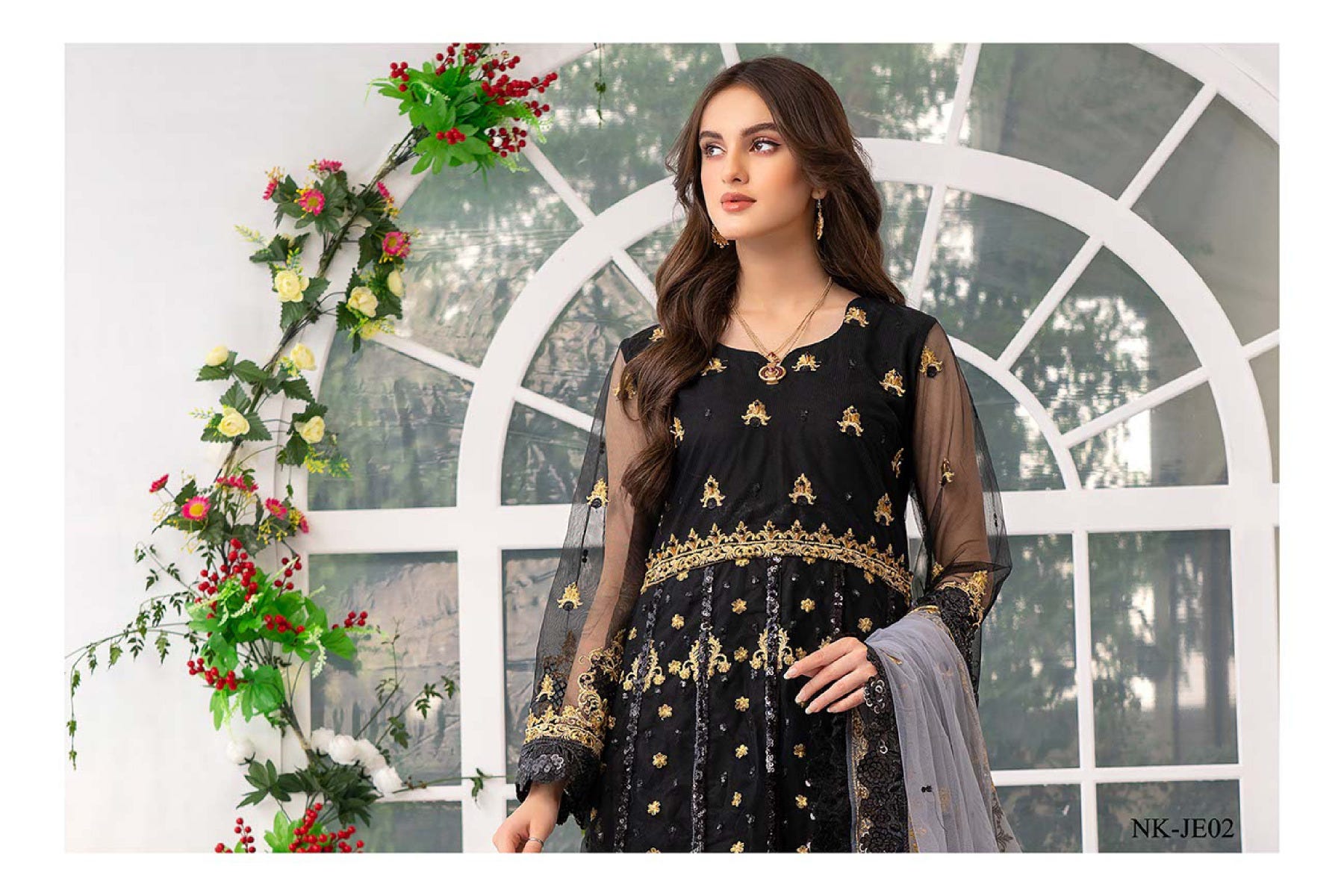 Luxury Formal Ready to Wear Collection by Noorma Kaamal 02