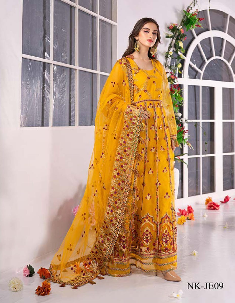 Luxury Formal Ready to Wear Collection by Noorma Kaamal 09