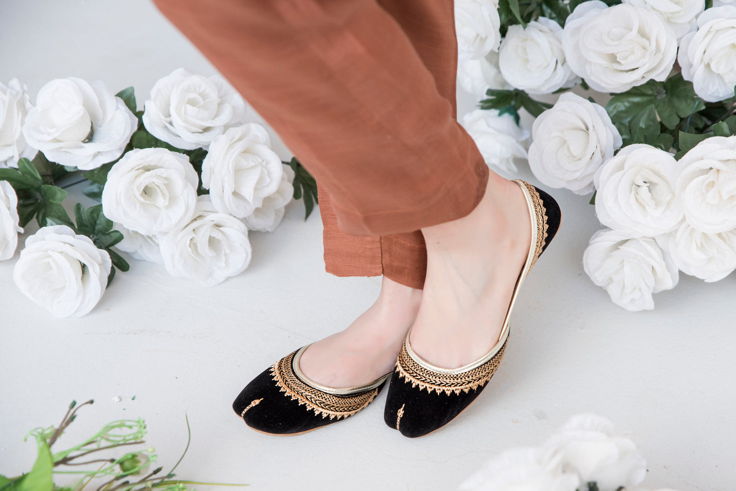 Pakistani Khussa for Women 01