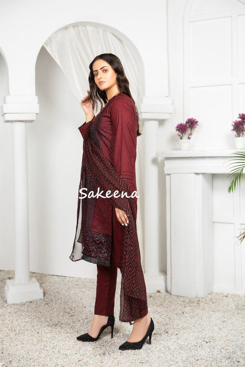Ready to Wear Winter Embroidered Dress by Sakeena Hasan 06